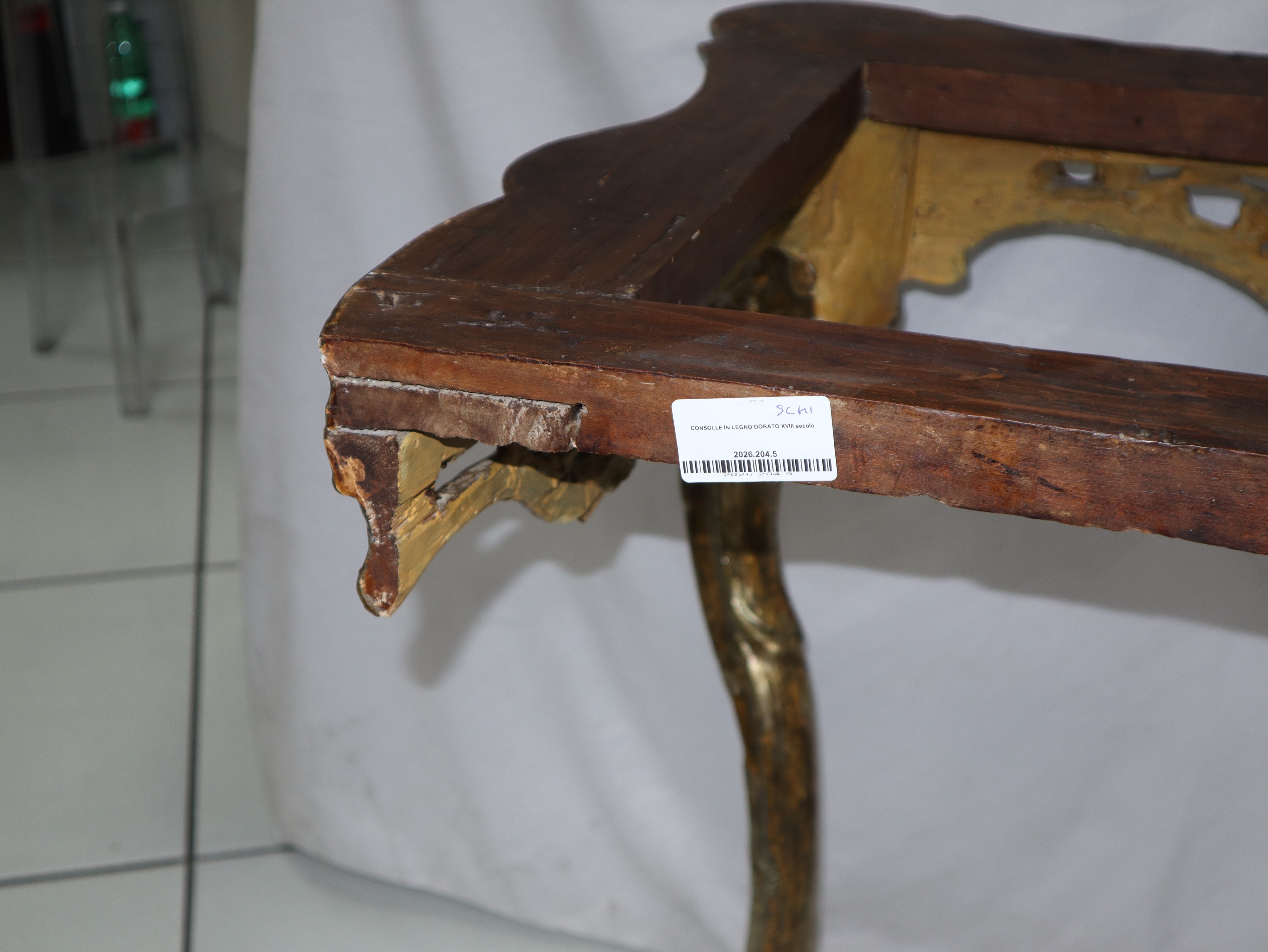 Consolle in legno dorato, XVIII secolo