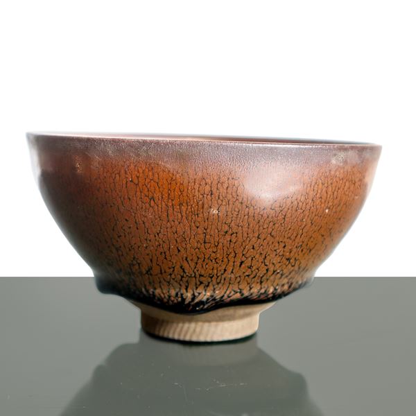 Black and brown glazed Chinese porcelain tea cup