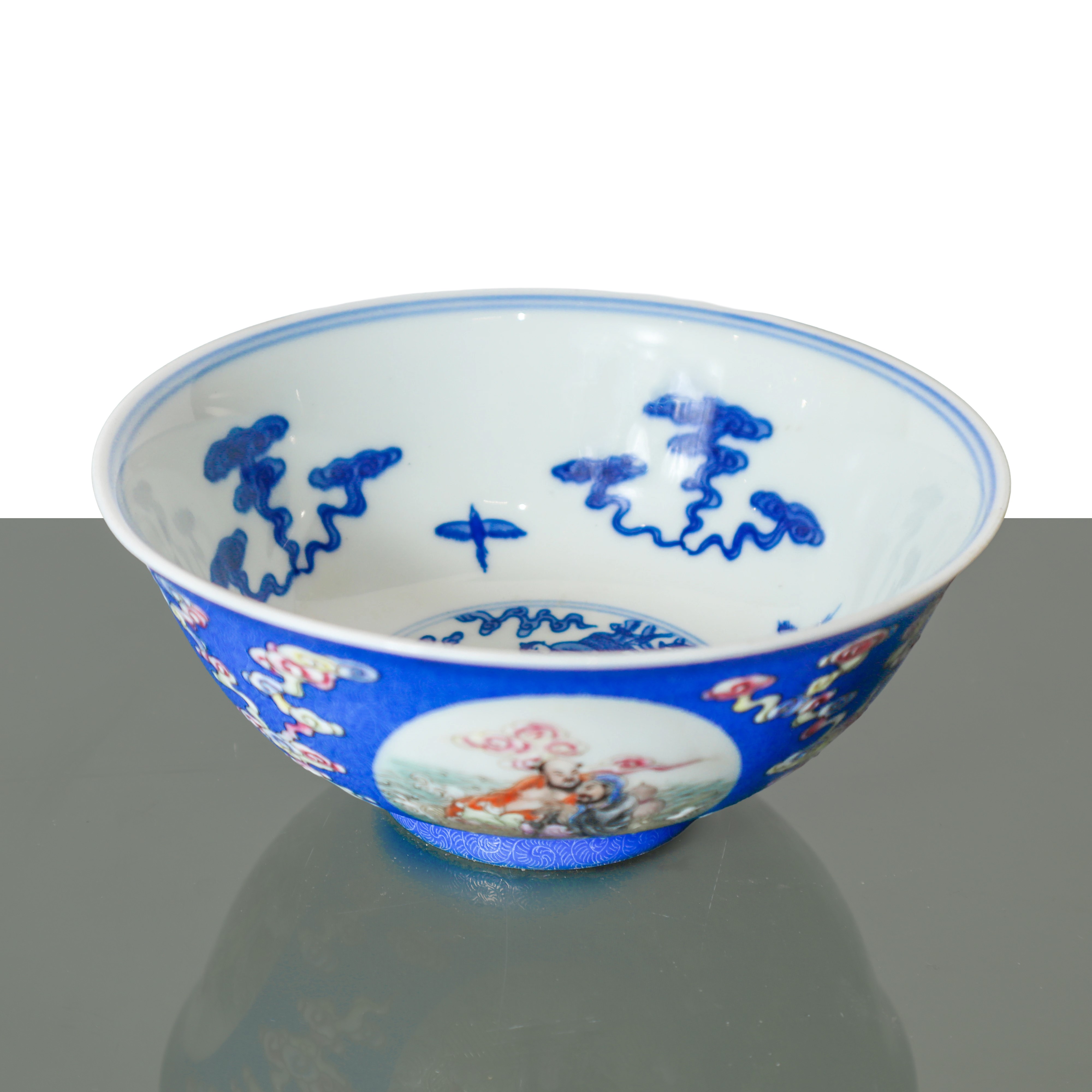 Ciotolina in porcellana cinese, decorazione in smalti blu con scene di vita quotidiana (XIX/XX se...
