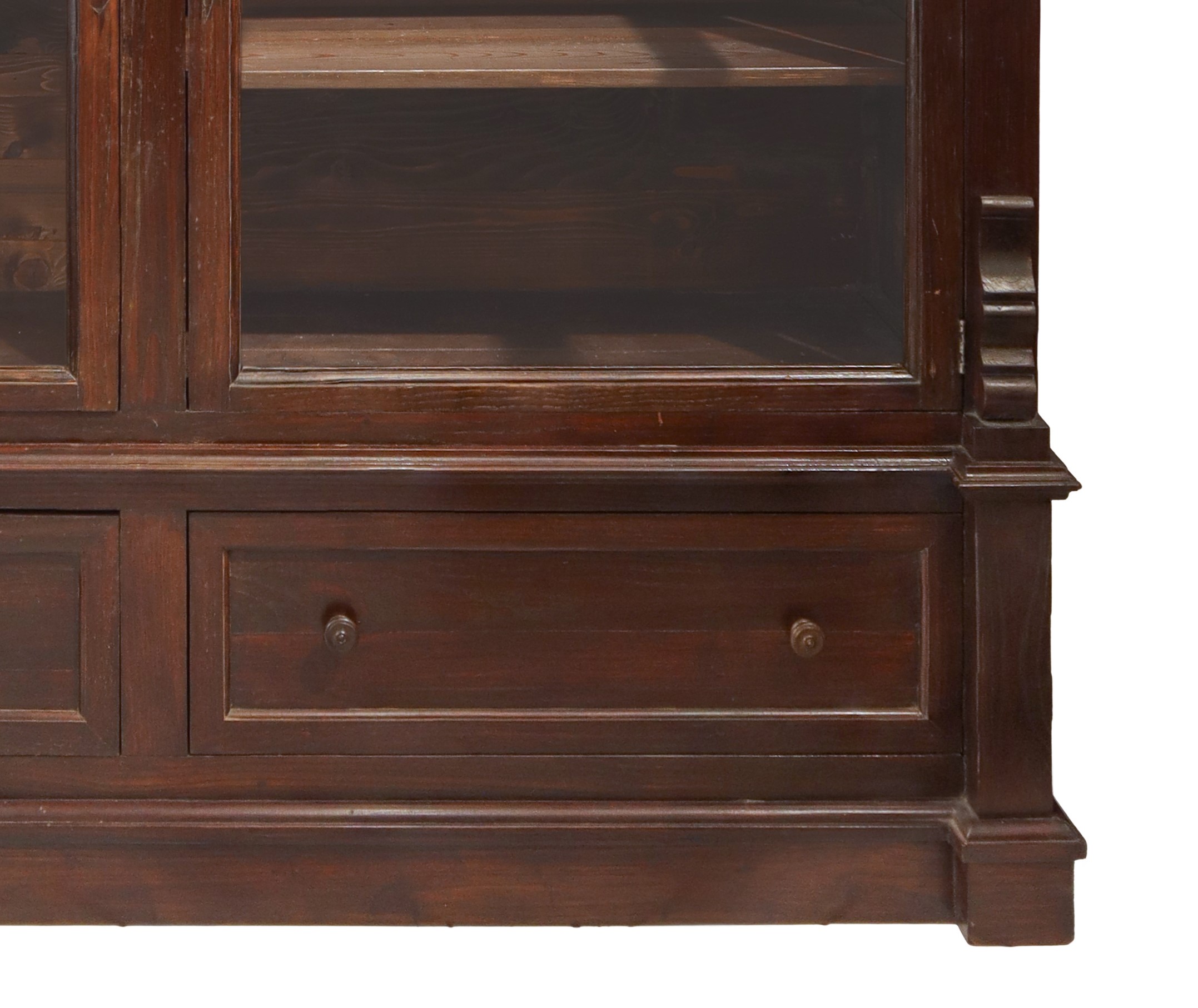 Vetrina in legno di rovere, con due ante a vetri e due cassettini inferiori