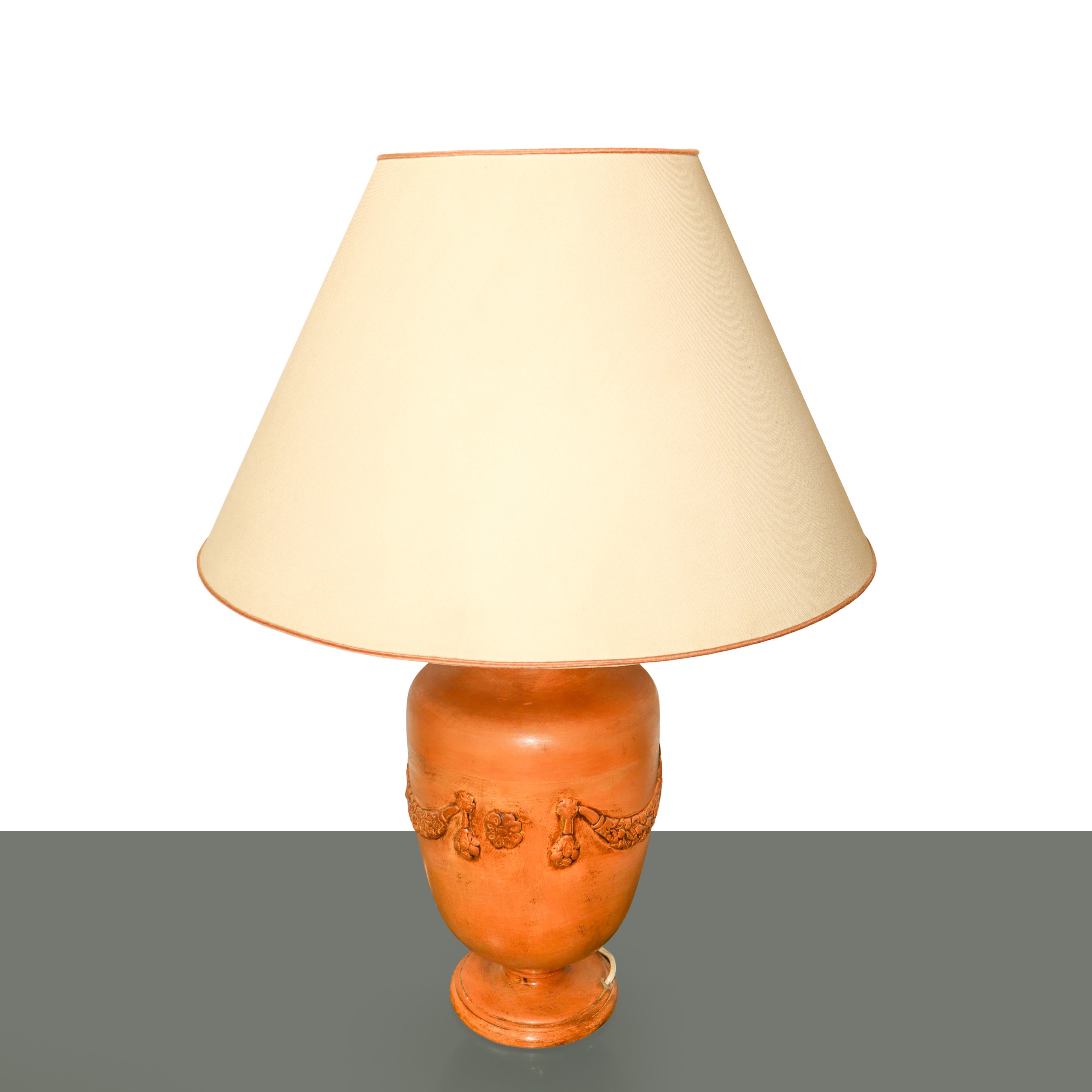 Lume in Terracotta