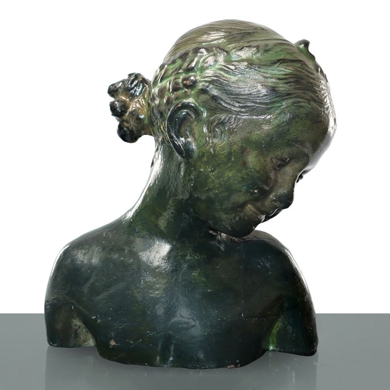 Scultura in Cotto Raffigurante Fanciulla