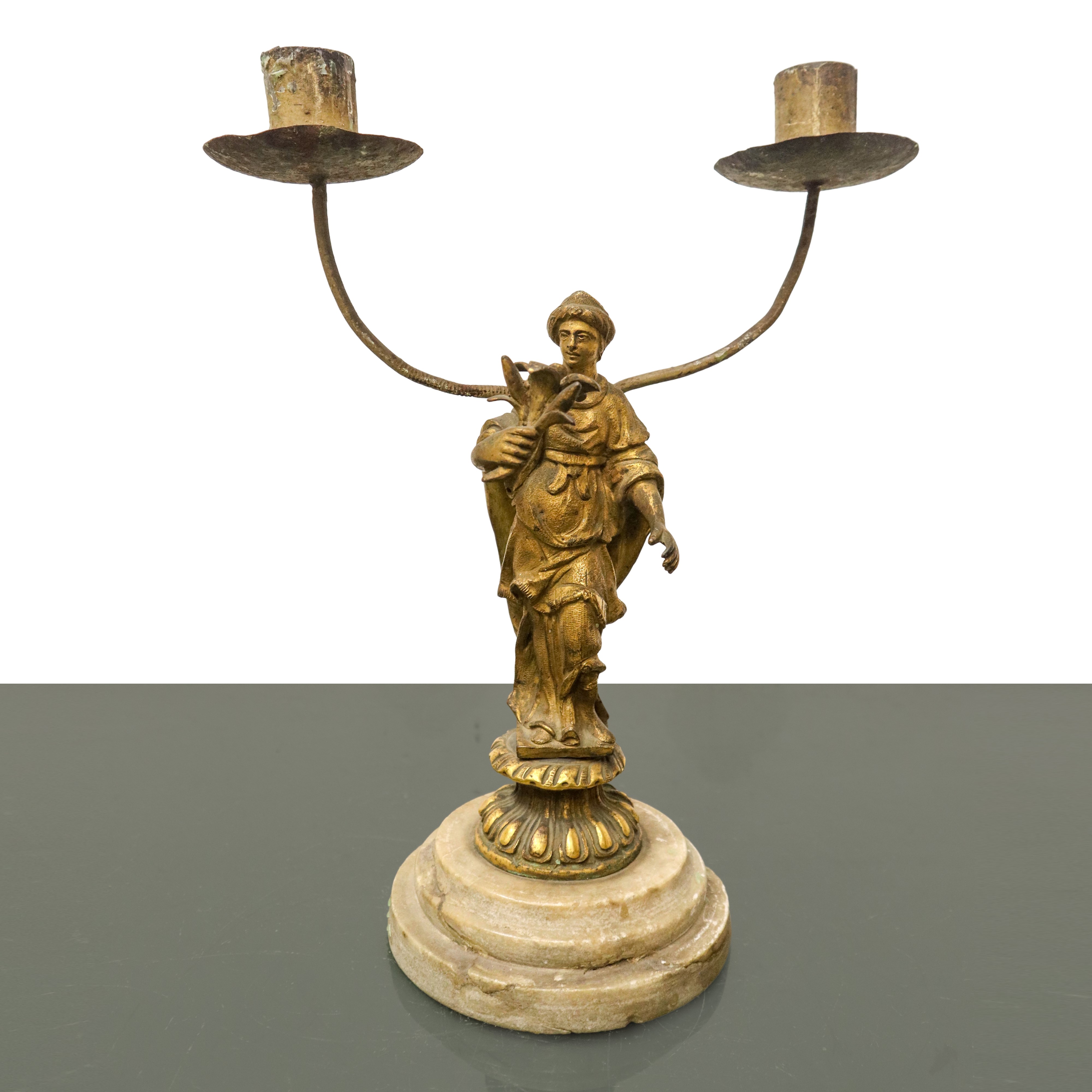 Coppia di Candelabri in Bronzo a Due Luci con Base in Marmo con Raffigurazioni di Divinità Classi...