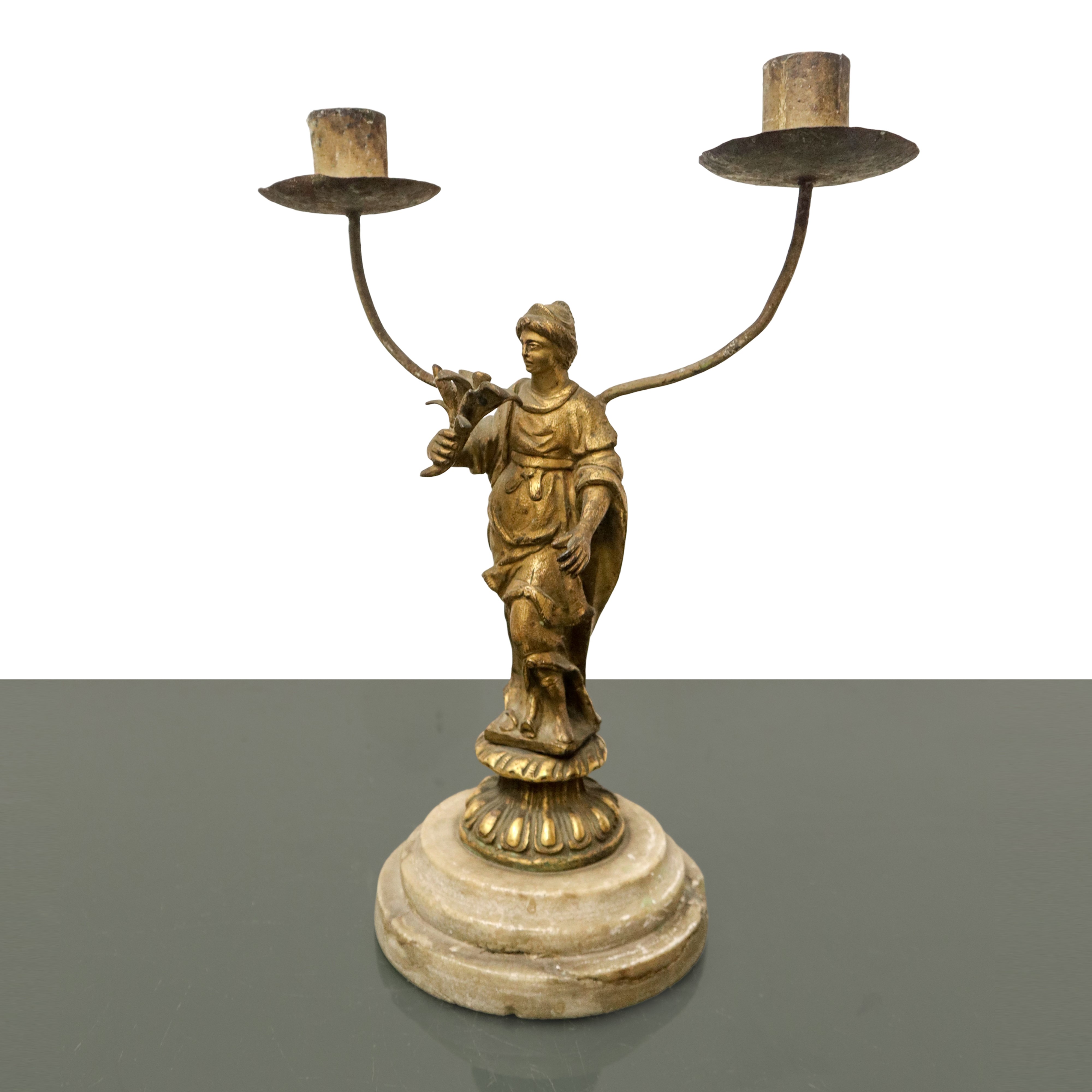 Coppia di Candelabri in Bronzo a Due Luci con Base in Marmo con Raffigurazioni di Divinità Classi...