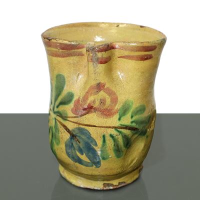 Cannata in Maiolica di Caltagirone con Fiori Policromi Dipinti al Fronte
