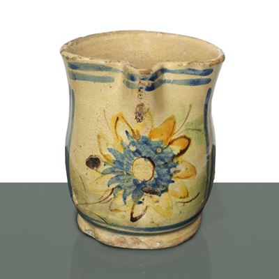Cannata in Maiolica di Caltagirone con Girasole Policromo sui Toni del Giallo e Dell'azzurro Dipi...