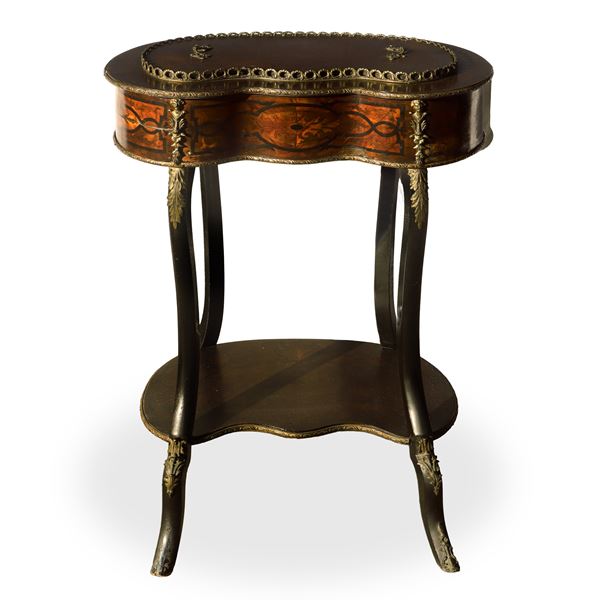 Small coffee table with flower box