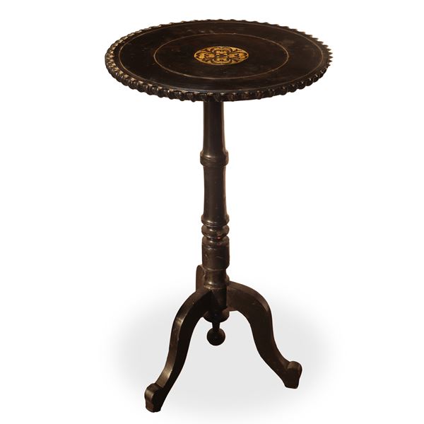 Small round center table with three-star base and central inlay