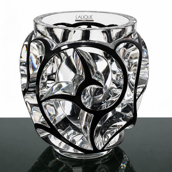 Lalique France - Vaso modello Tourbillons in cristallo trasparente con eleganti motivi a rilievo a vortice decorati in smalto nero 
