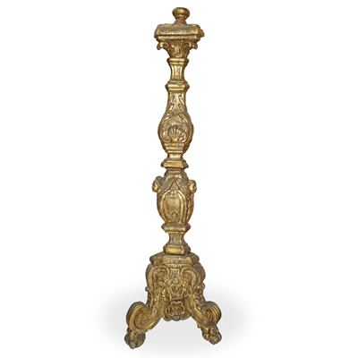 Candeliere da Terra in Legno Dorato con Piedi Caprini Intagliato e Scolpito con Foglie D'acanto e...