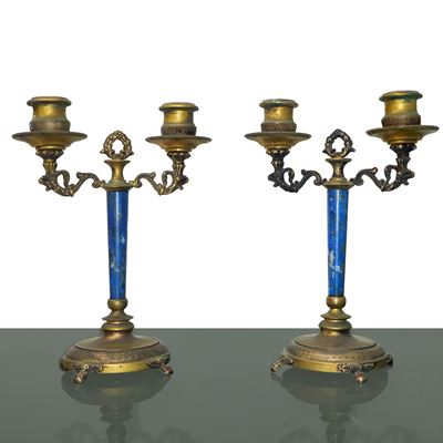 Coppia di Candelieri Impero con Base in Metallo Dorato e Stelo in Lapislazzulo con Dettagli in Ar...