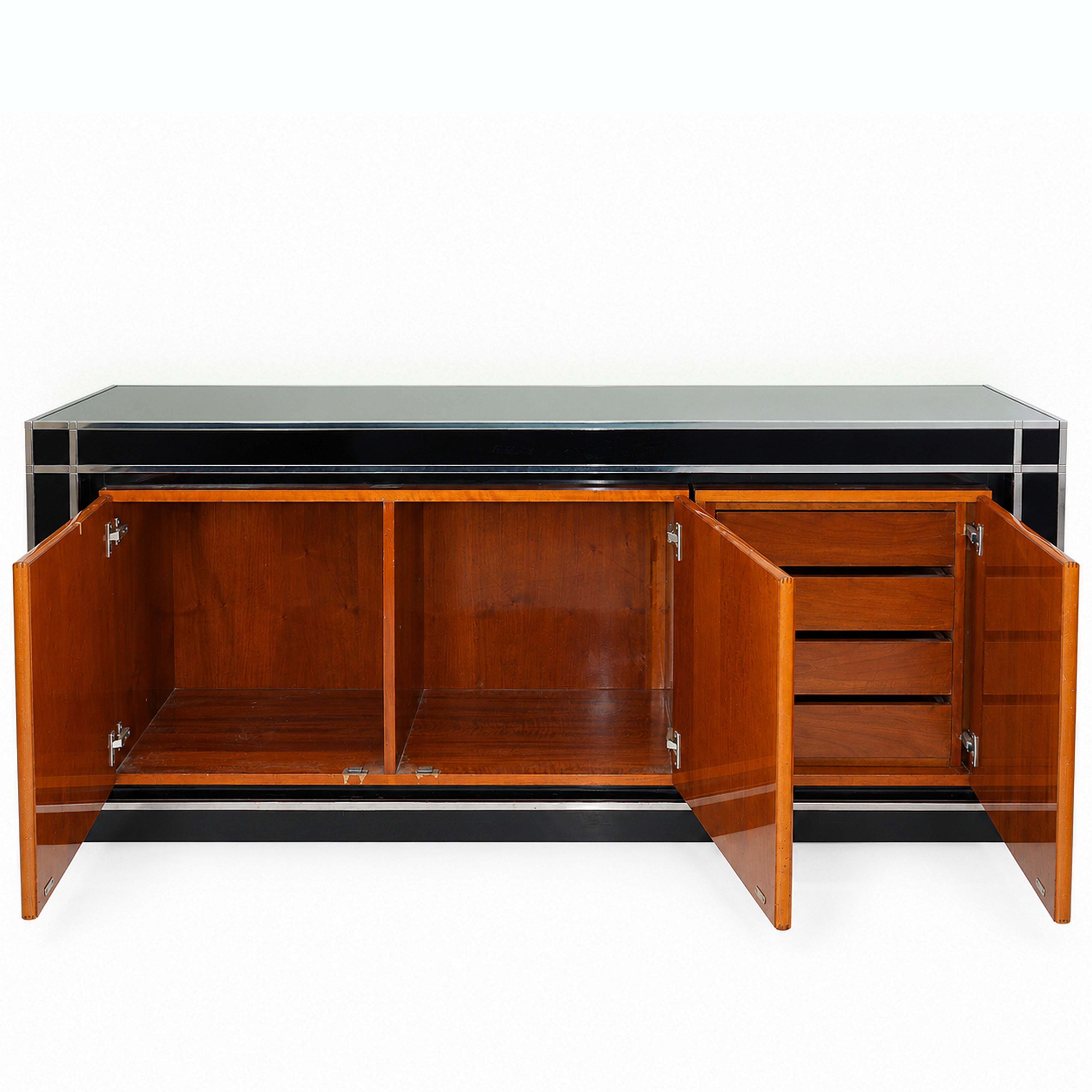 Willy Rizzo per Mario Sabot - Sideboard in radica di noce e vetro
