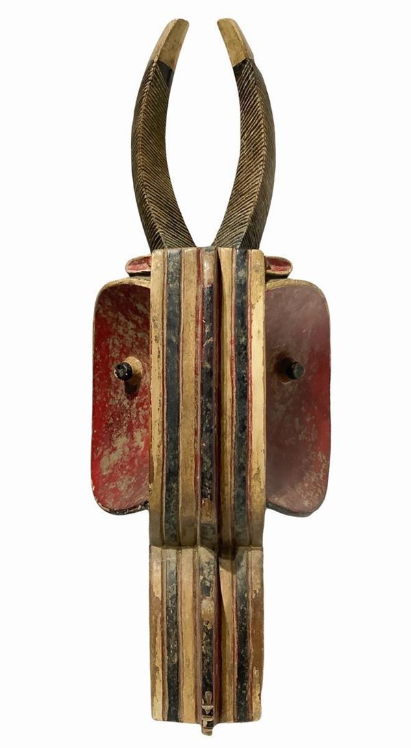 Senufo Mask, Spitfire, Ivory Coast, the Early twentieth century. H cm 65. Small breakages