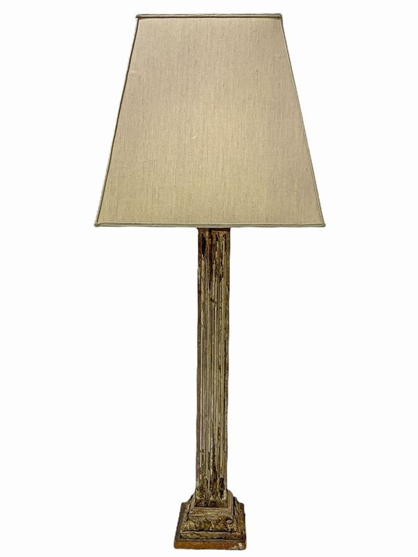 Floor lamp with shade conical, shabby chic wooden base grooved column. H 120 cm, h 80 cm base, 18x18 cm