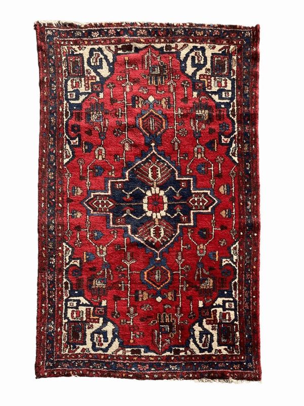 Tappeto Mossul, Persia, 100% lana, nei toni del rosso. Cm 200x127