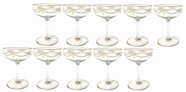 Servizio di 10 bicchieri da champagne in cristallo Baccara France con decoro color oro stile Luigi XVI 