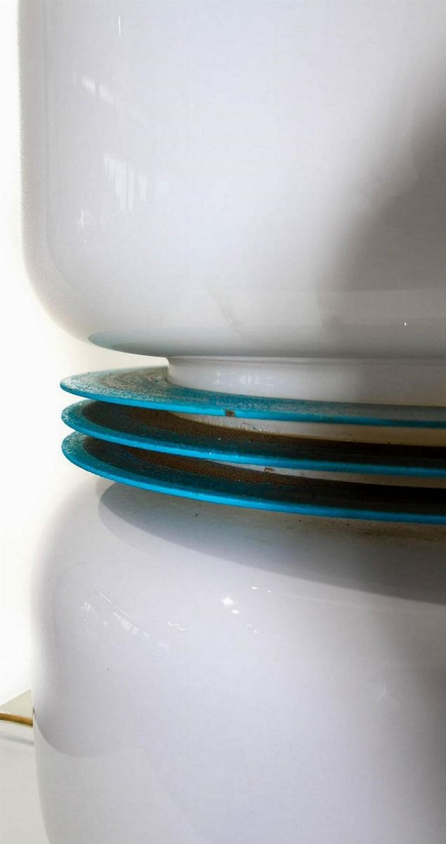 Stilux - Lampada da Tavolo in Vetro e Metallo Laccato Azzurro Anni 60. H CM 30, Diametro CM 30. S...