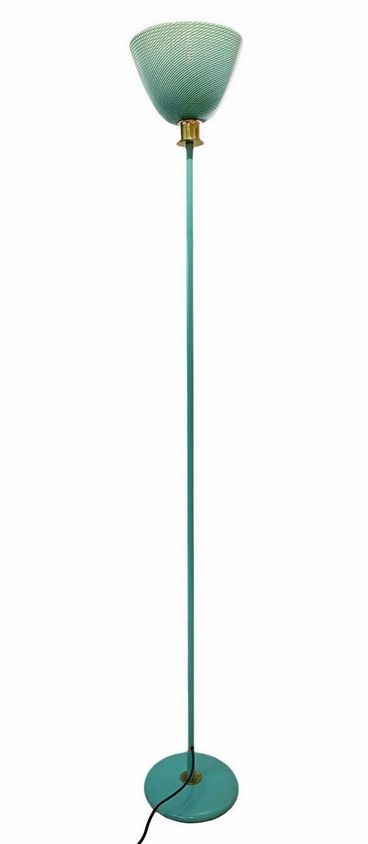 Terra lamp Murano production, half watermark diffuser. Structure in green lacquered metal and brass details.
H 1.80cm.