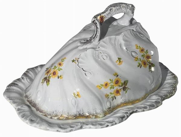 Formaggiera in ceramica, Bone china, Inghilterra 1870-1890. 16x32