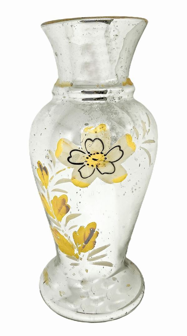 Vase Murano glass silver mercury decorated with polychrome floral motifs, the nineteenth century. H 26 cm