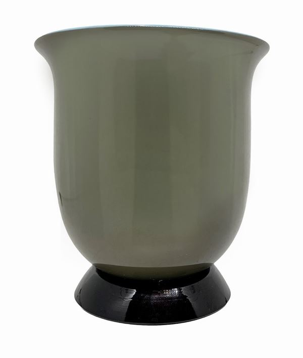 Prod. Venini, designed by Tommaso Buzzi, glass jacketed vessel. hemispherical base applied in glass. Signature engraved at the base, Venini 2007H 13 cm