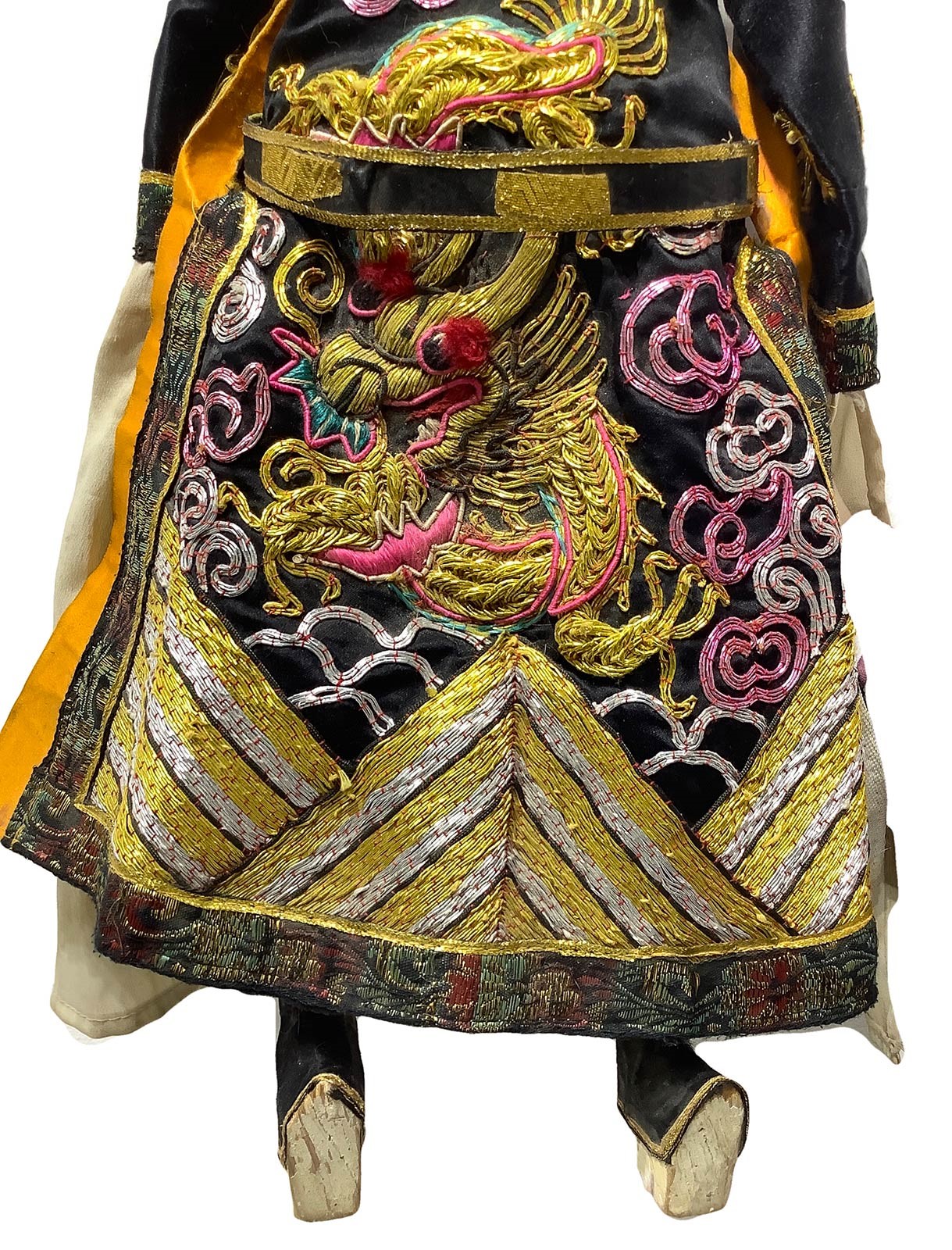 Marionetta orientale, Cina. Testa intercambiabile in terracotta e struttura in legno. .