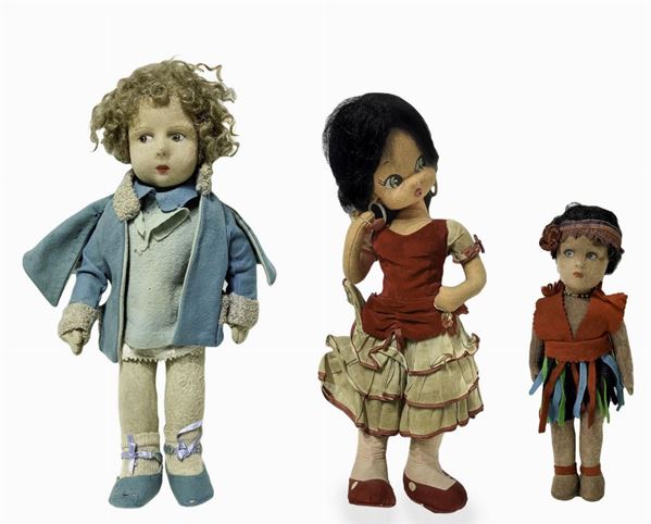 Lenci N. 2: 1) baby blue, 1930, h 45 cm, hand to be restored; 2) darkie, h 33 cm; n. 1 type Lenci: Gitana, h 42 cm