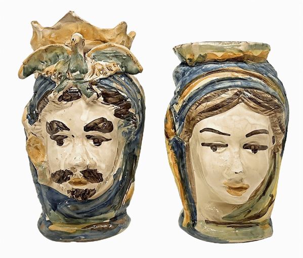 Coppi meringue kisses majolica of Caltagirone, the early twentieth century. Signed on the back The Nico Caltagirone. H 20 cm