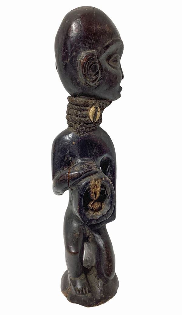 Fetish Bakongo, Yombe Nkisi Nkondi, D.R. Congo, the Early twentieth century. H Cm 35