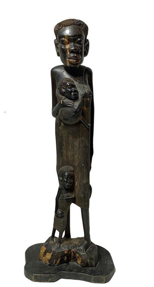Wooden sculpture Africa, woman with two children. H 103 cm, base 38 Cm.