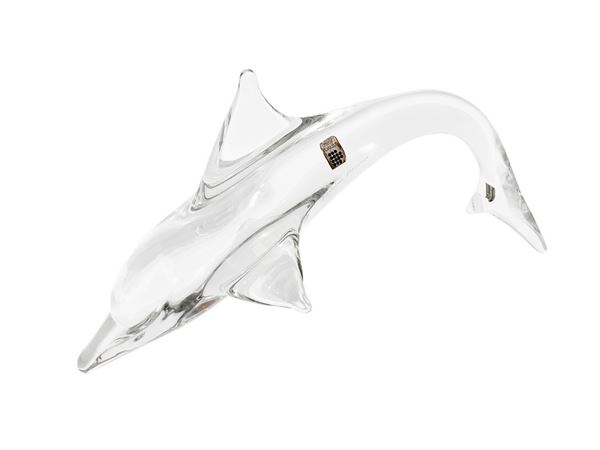 Daum, dolphin in transparent and colorless crystal. Signed Daum France, 20th century.
H cm 24 x 48