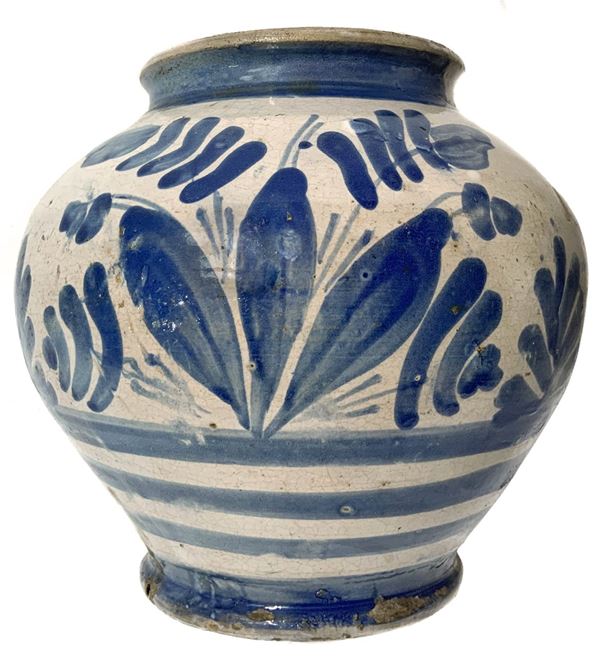 Boccia in maiolica di Caltagirone
