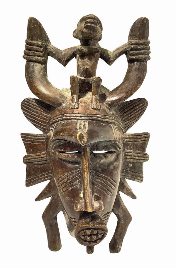 Mask Senufo, Kpelia, Ivory Coast, late twentieth century. H 37 cm