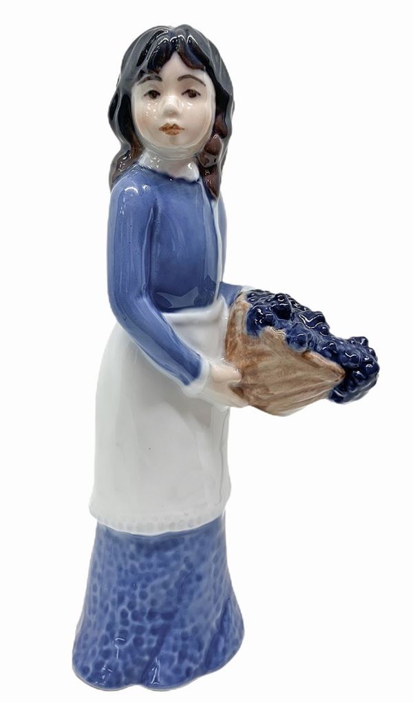 Copenaghen - Copenhagen porcelain figurine depicting Gabriella, (Italy) girl with grapes, Figurine of the Year 1990 limited edition. H 18.5 cm