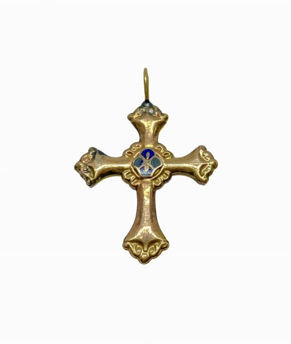 Croce in oro rosso 12k, XIX secolo, gr 8