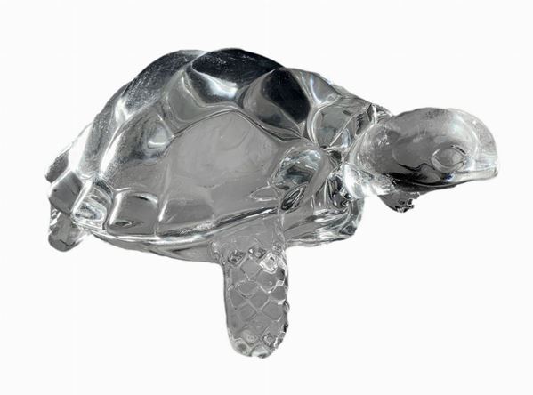 Scultura in cristallo. Raff. tartaruga. 
H cm 8. Lunghezza 19. 