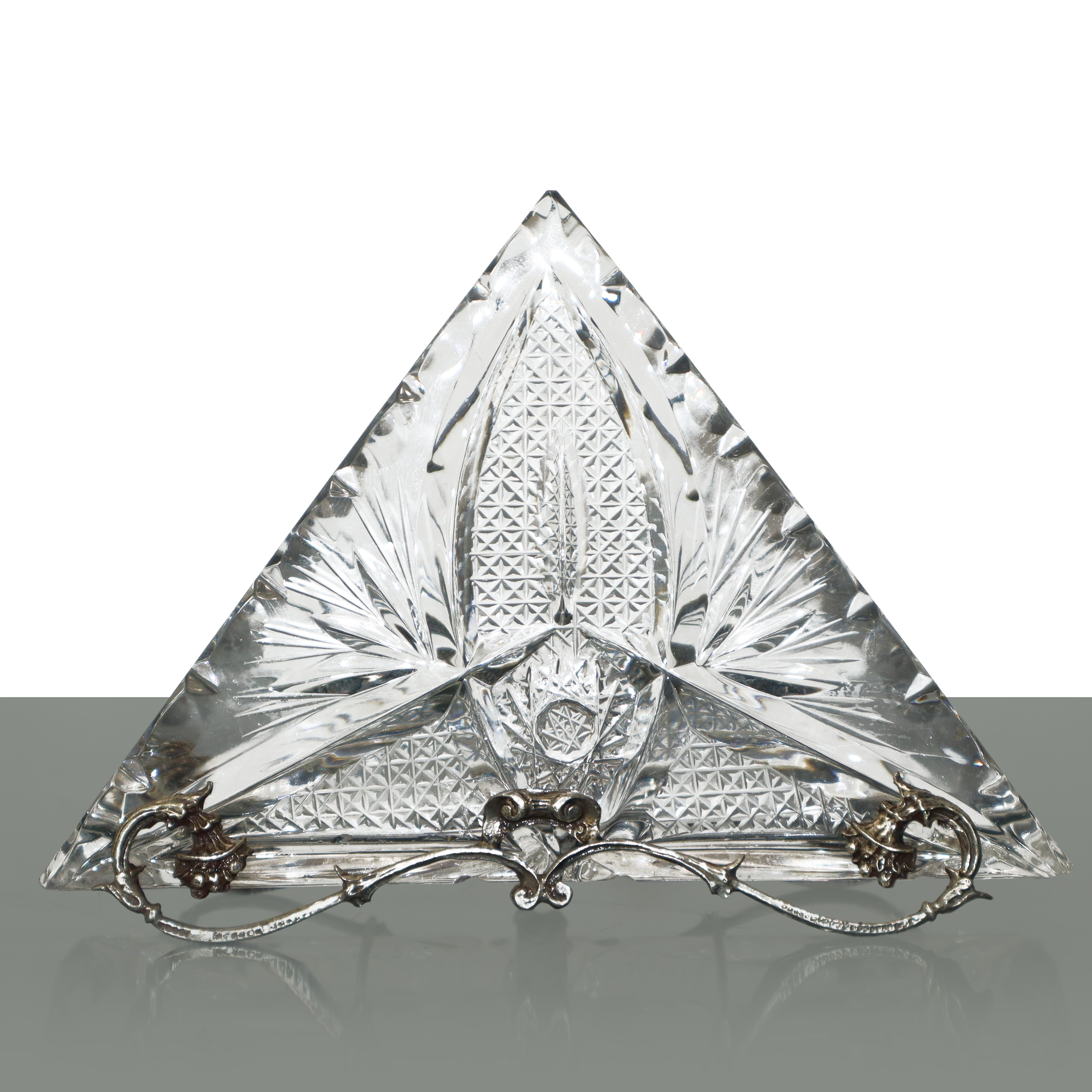 Portatovaglioli in argento 800 e cristallo.