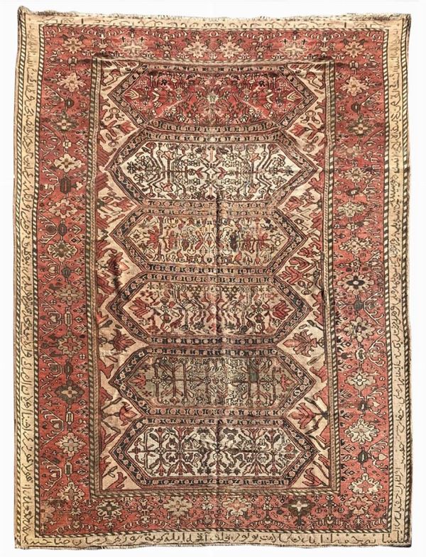 Tabriz carpet
