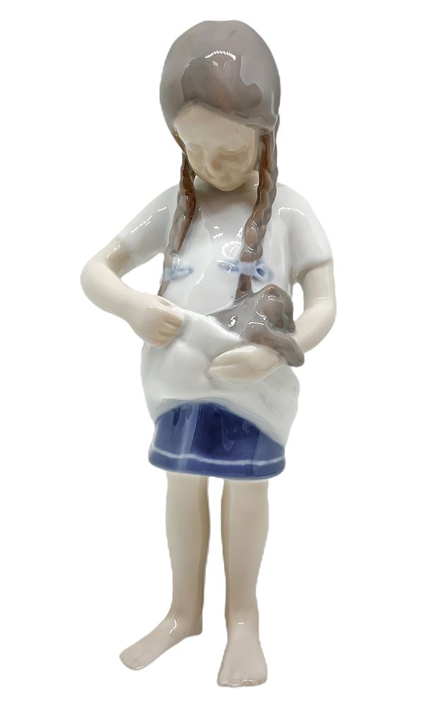Copenaghen - Copenhagen porcelain figurines depicting child with kitten. H 17.5 cm