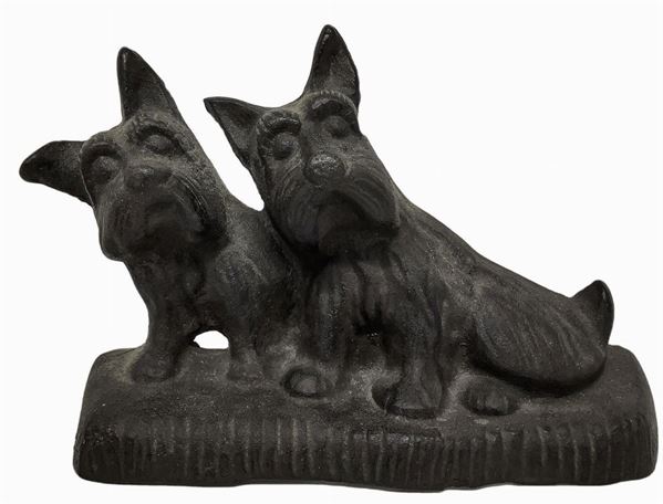 Coppia di cani in ferro, fermaporta, XX secolo. H cm 15x22 60