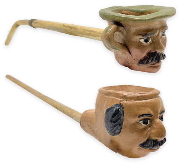 Pair of pipes. 6 - "Compare Alfio" - Hand painted. Catania, Sicily. First half of 1900.
Pipa with stove and torch clay, reed and mouthpiece Bamboo
13 - "vase human figure" - Painted by hand. Catania, Sicily, Late '900 ..
